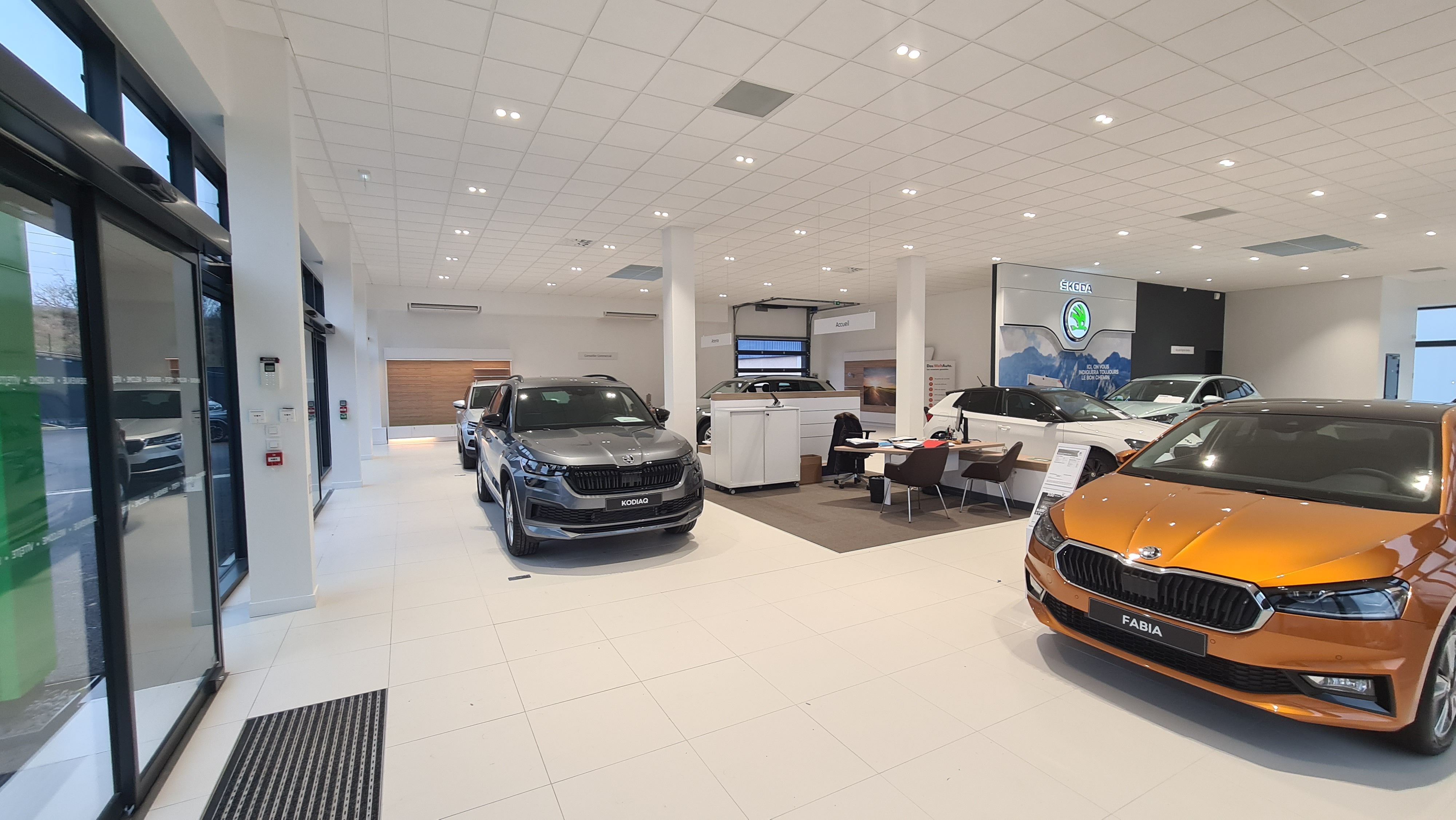 contenu/references/Concession automobile/10epinay/20220221_170936_resultat.jpg